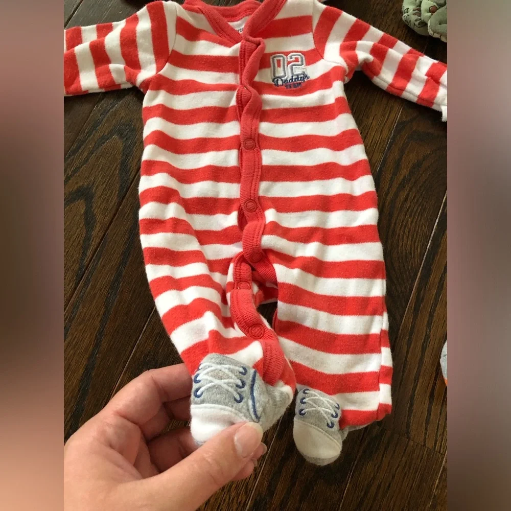 Bundle x4: Carter’s Boys NB Dinos/Lions/Sports/Tigers Footed Cotton One Pieces